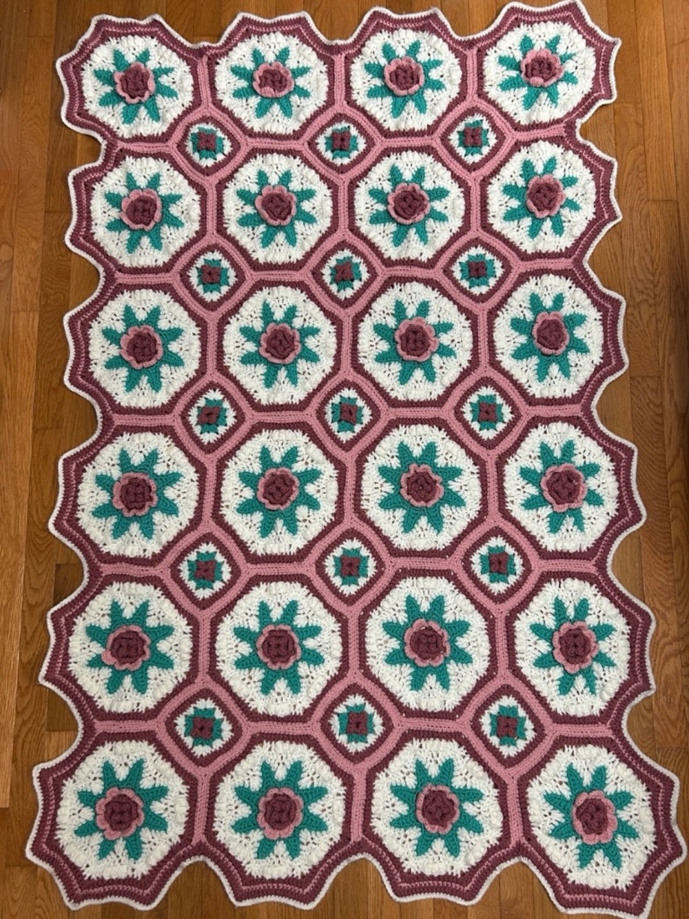 Crochet 3D Pink Rose Granny Chic Afghan White Throw Blanket 45” x 68”